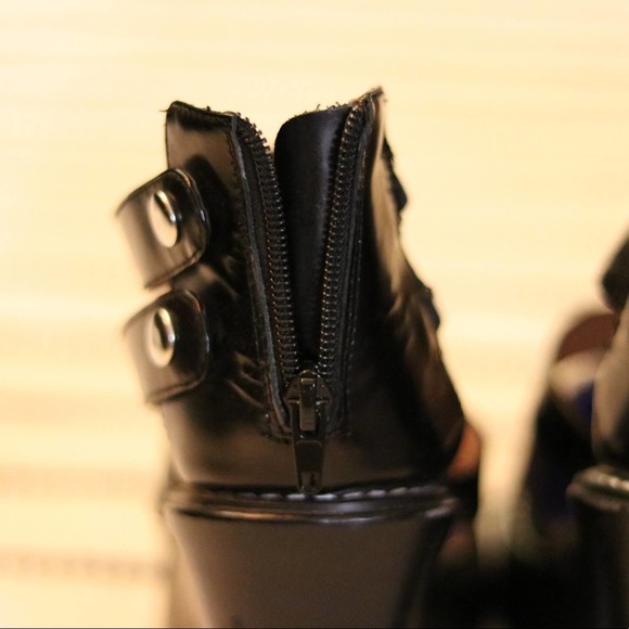 Jeffrey Campbell RARE unique platforms - Picture 6 of 11